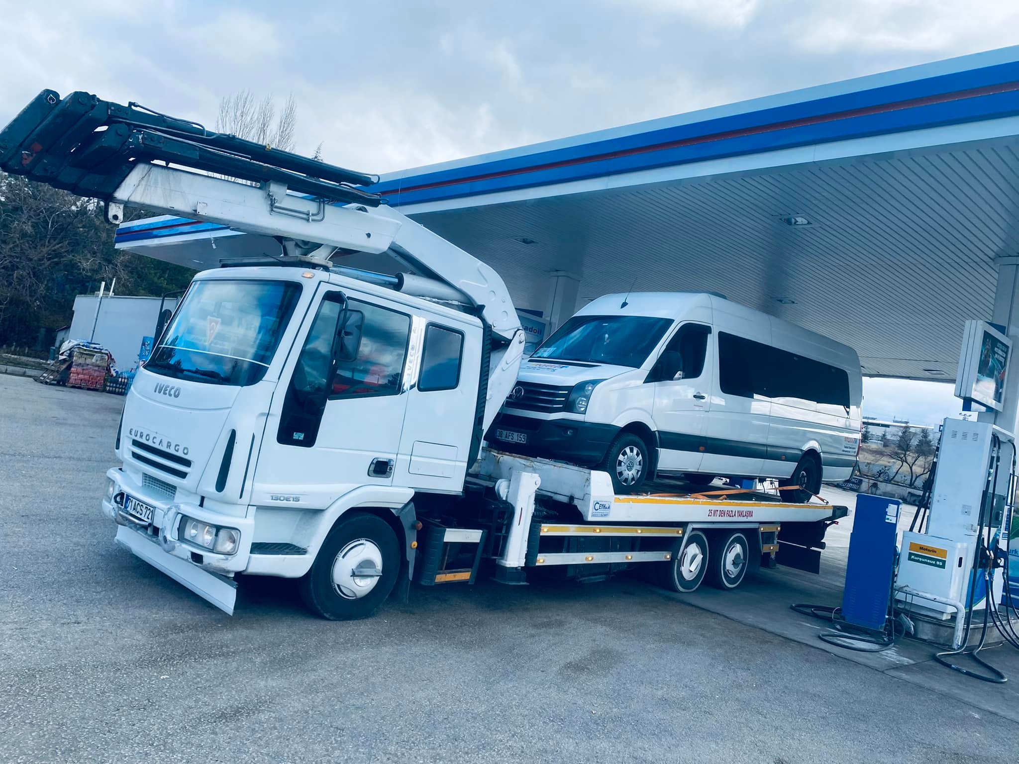 Keskin vinç kurtarma